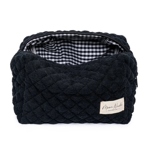 Moon Nude Large makeup bag black quilted furry fluffy plaid gingham white - Picture 4 of 7